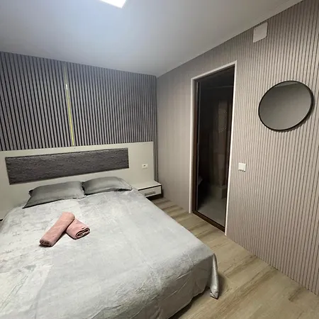 Cathouse Гостевой дом