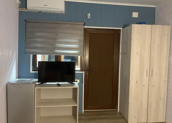 Cathouse Гостевой дом